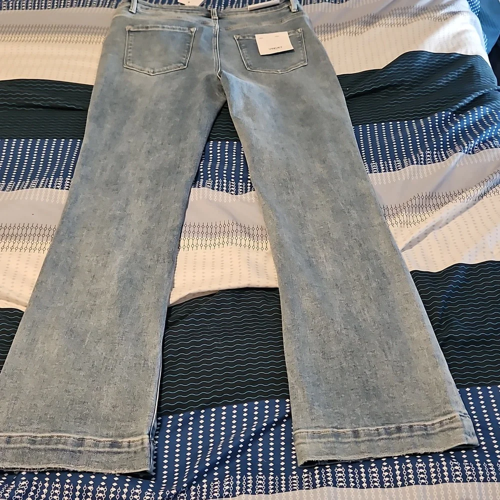 NWT Vici Forver Legendary Mid Rise Flare Women's Jeans - Picture 10 of 16